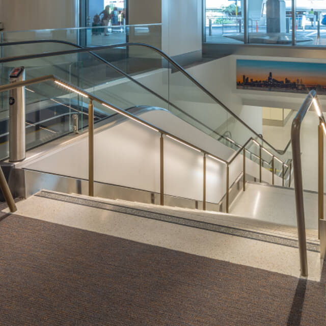 Airport Terminal Railing (3)