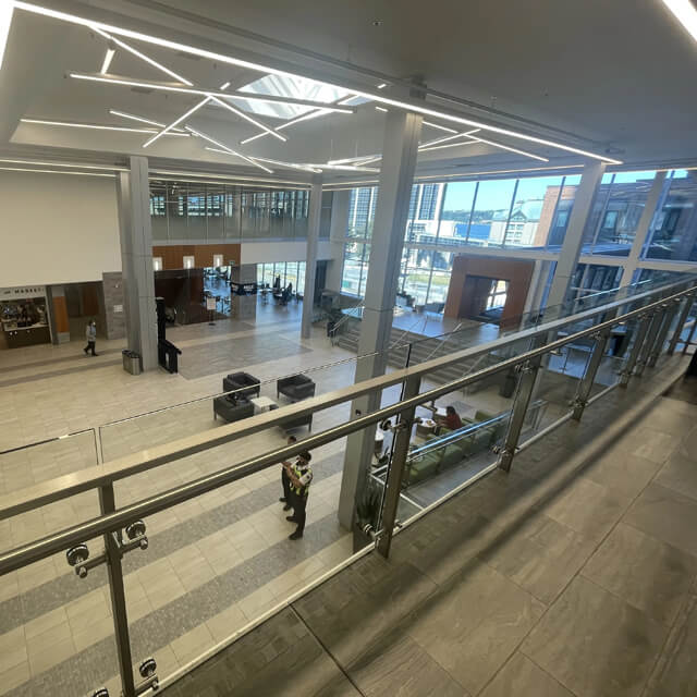 Airport Terminal Railing (6)