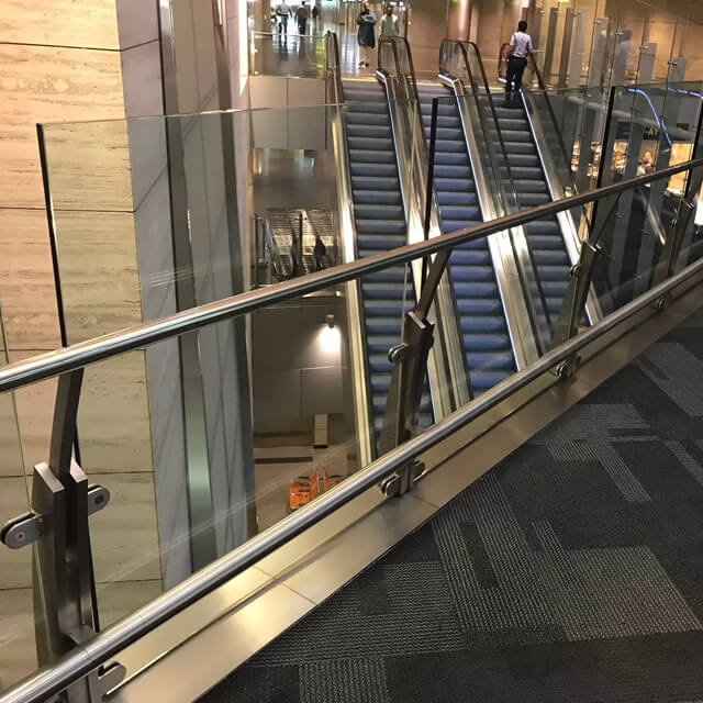 Airport Terminal Railing (5)