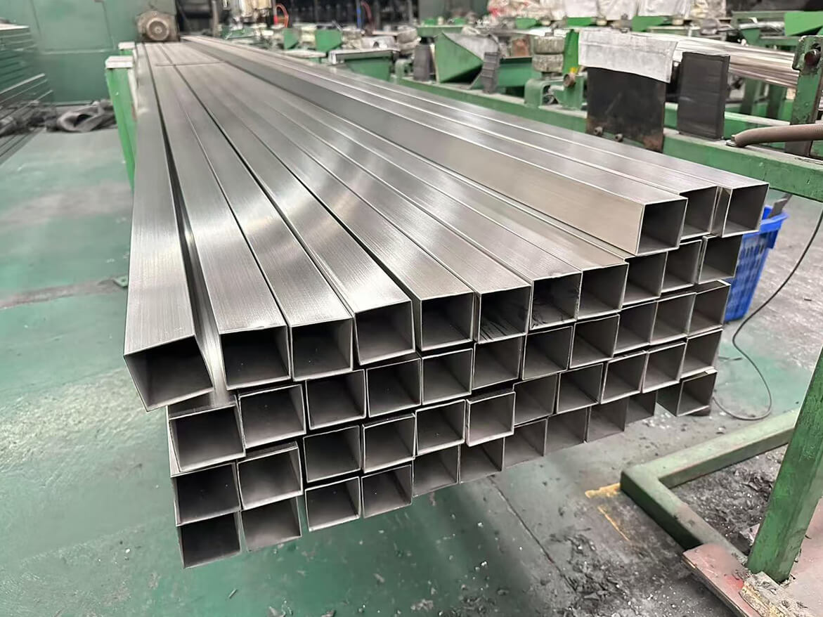 Stainless steel decorative pipe