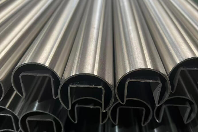 stainless steel slotted pipe